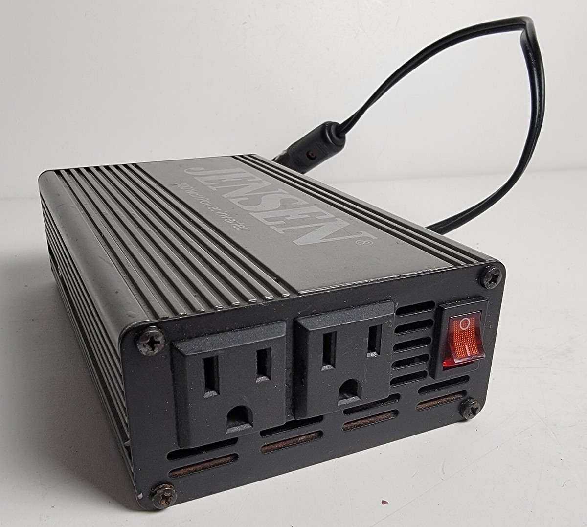300w inverter cigarette lighter YSOLX Inverter, Car Charer Adapter with 24W USB-C/Dual USB-A 24W Dual AC Outlet, 12v to 110v Converter for Laptop/Road Trip Product Specification BESTEK 300W Power Inverter gray