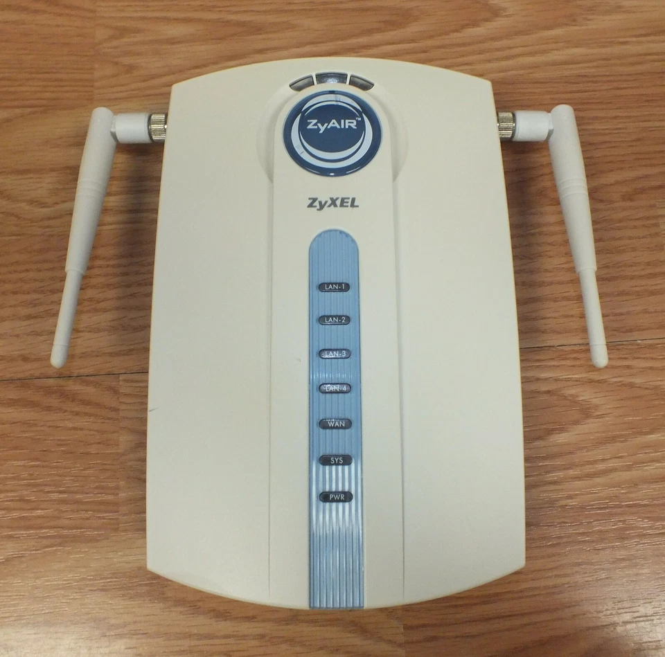 ZyXEL ZyAir G-2000 Plus 54 Mbps 4-Port 10/100 Wireless G Router (G-2000PLUS) - Image 2 of 4