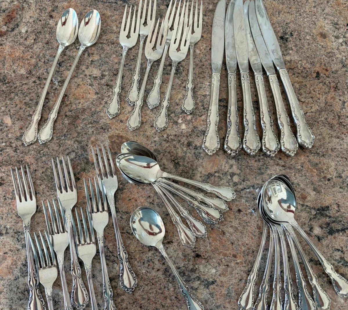 Lot De 12 Couteaux à Beurre Oneida Deluxe Delmar Taper - Inox - Occasion