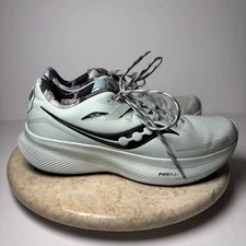 Saucony Ride 15 Runshield Running Shoes Womens 7 Green Waterproof S10806-02