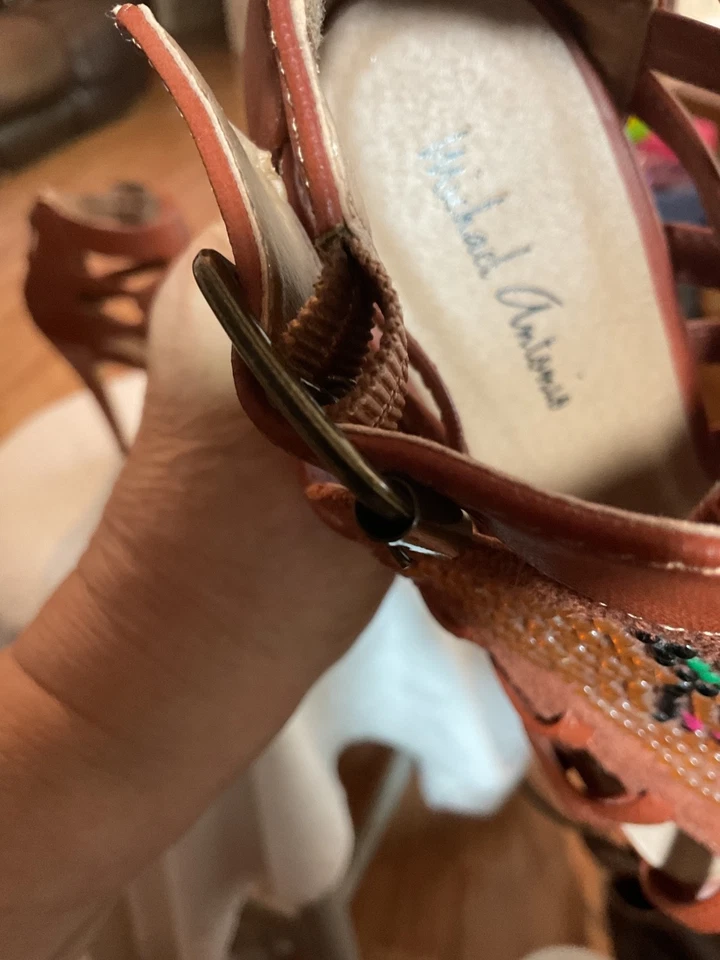 Tacones de aguja Michael Antonio con cuentas para mujer talla 7,5 Foto 4 de 4