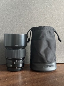FUJIFILM GF 45mm f/2.8 R WR Prime Lens For GFX with Both Caps, Hood, Carry Pouch