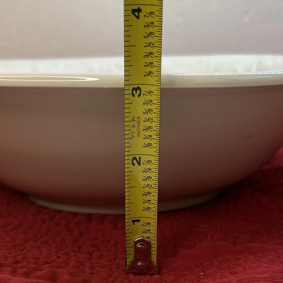 Signature Housewares Riviera Van Beers 10” Embossed Vegetable Serving Bowl White - Image 3 of 4