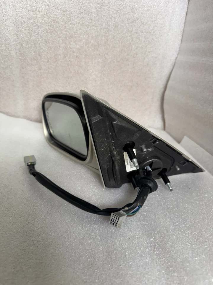 Espejo retrovisor puerta izquierda Cadillac DTS 2006-2008 (Ver detalles para especificaciones) Foto 3 de 4