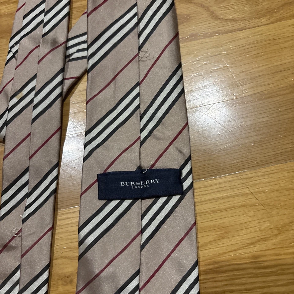 Burberry Men's Silk Tie Classic Colors Plaid Red/Silver/Black - Image 3 of 4