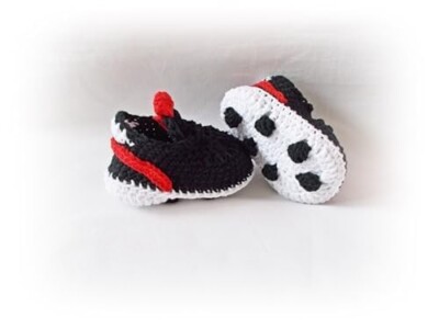 Crochet baby Black Soccer Shoes, Baby's First Cleats, Baby Sports Football boots
