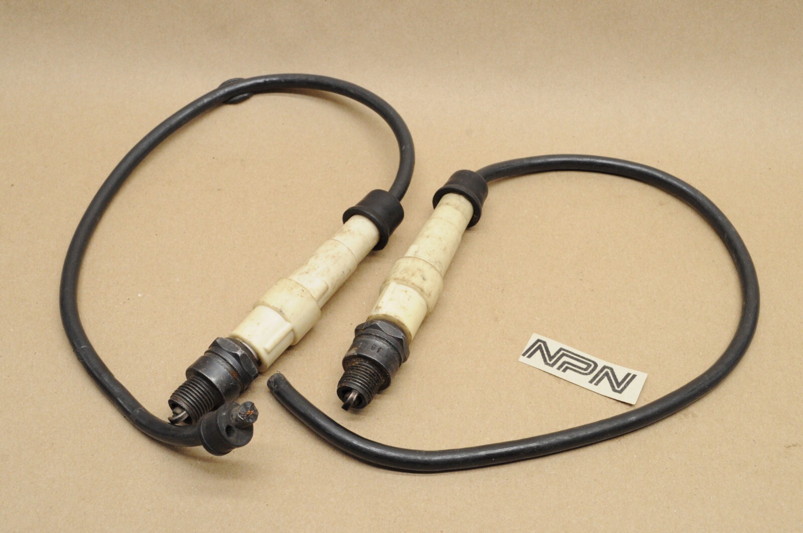 Vintage Triumph BSA Norton Spark Plug Wire Lead Cap Boot Cover And Plugs USED