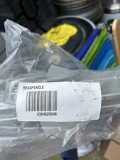 HINGE RECEPTACLE 5304528546 GE Stove