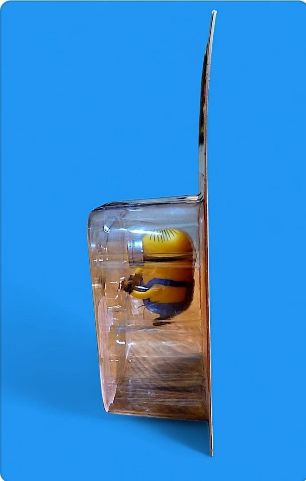 Figura Posable Exclusiva Película MINIONS ~ STUART Tocando Guitarra Coleccionable ~ Nueva en Caja Foto 2 de 4