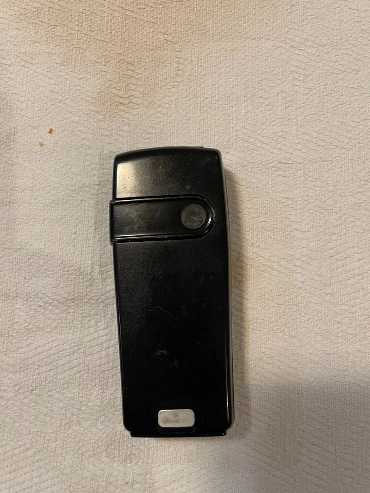 Nokia 6230 - 6 MB - Gris (Desbloqueado) (Single SIM) Foto 2 de 4