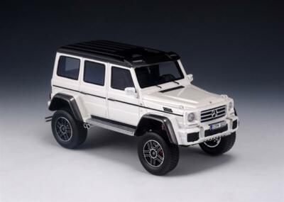 GLM Mercedes Benz G500 4x4 2015 (white) 1:43 GLM205701