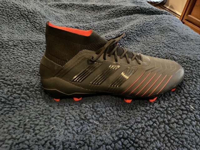 predator 19.1 black