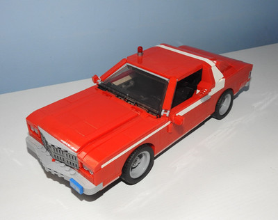 BlueBrixx 1976 Ford Gran Torino Starsky & Hutch American Classic rot & weiß 1/18