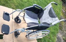 Wheelchair Drive Devilbiss Ultra Lightweight 17"  (LAWC007A) only used indoor`s