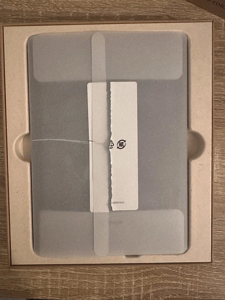 Kindle Coloursoft Signature Edition E-Reader 32GB, 7" Screen - Image 2 of 4