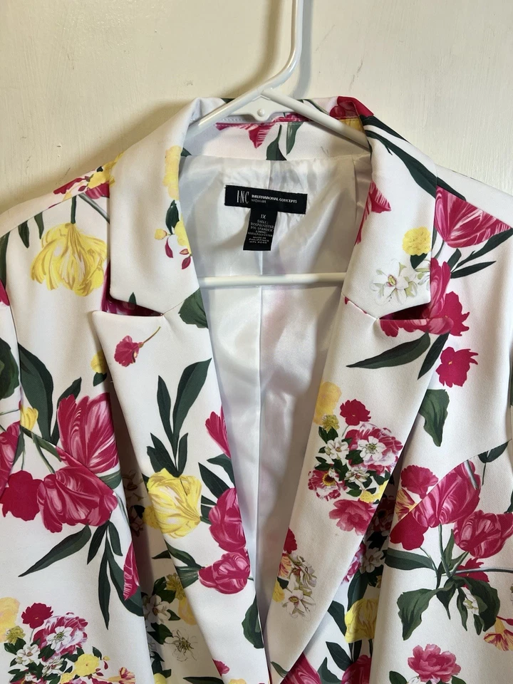Blazer INC International Concepts Mujer Talla Grande 1X Blanco Rosa Estampado Floral Foto 4 de 4