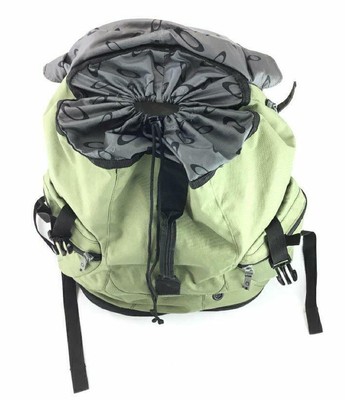 Oakley Surf Olive Green Size 40L Surf 