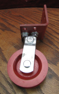 3-1/2'' Steel Pulley attached by swivel to a 1/4'' Steel 3''x3'' Bracket. Heavy Duty