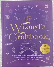 The Wizard's Craftbook : Magical DIY Crafts Inspired by Harry Potter