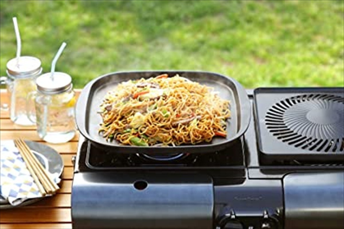 Iwatani CB-TBG-1 Cassette Gas Table Top BBQ Grill Flat Twin Grill