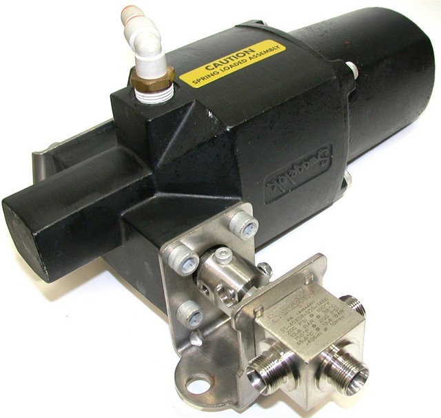 UP TO 4 SWAGELOCK WHITEY 180° SPRING RETURN BALL VALVE ACTUATORS 155SR