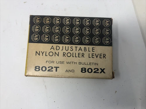 ALLEN BRADLEY ADJUSTABLE NYLON ROLLER LEVER 3/4" W2 FOR BULLETIN 802T 802X -NOS