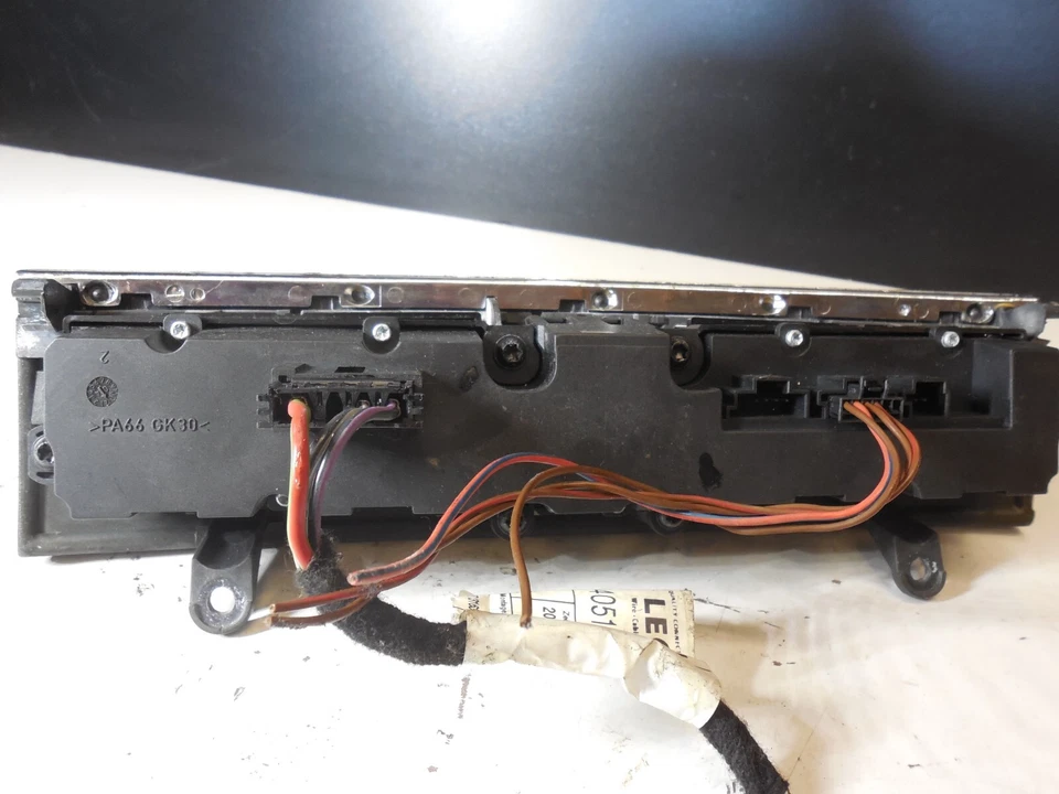 05-07 Panel Interruptor Peligro Control Salpicadero Mercedes Benz C240 C230 2038701510 Foto 3 de 4