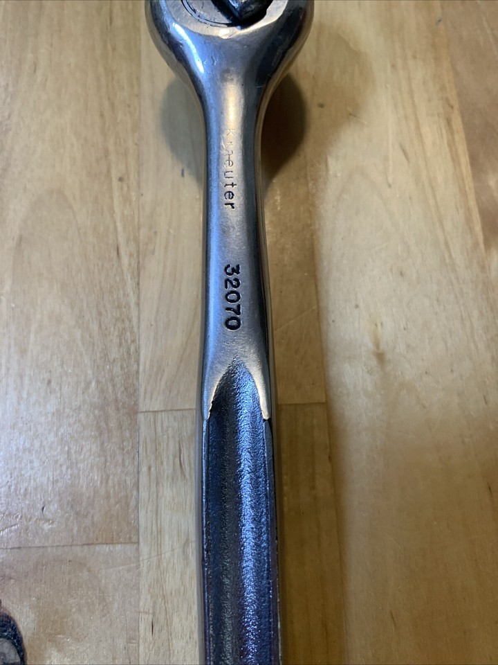 Vintage Kraeuter 32070 3/8" Drive Ratchet Socket Wrench Made In USA eBay
