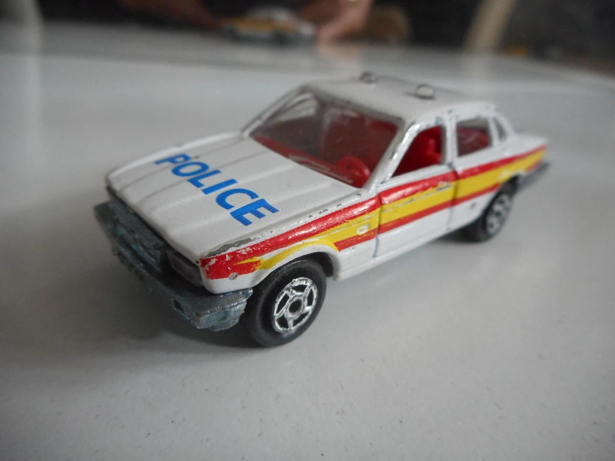 Jouet Miniature Vintage Majorette - Jaguar XJ6 - Échelle 1:64, France - Série 3000 (années 2000)