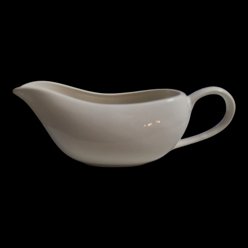 Gravy Boat 10 Strawberry Street Off White Grande Foto 2 de 4