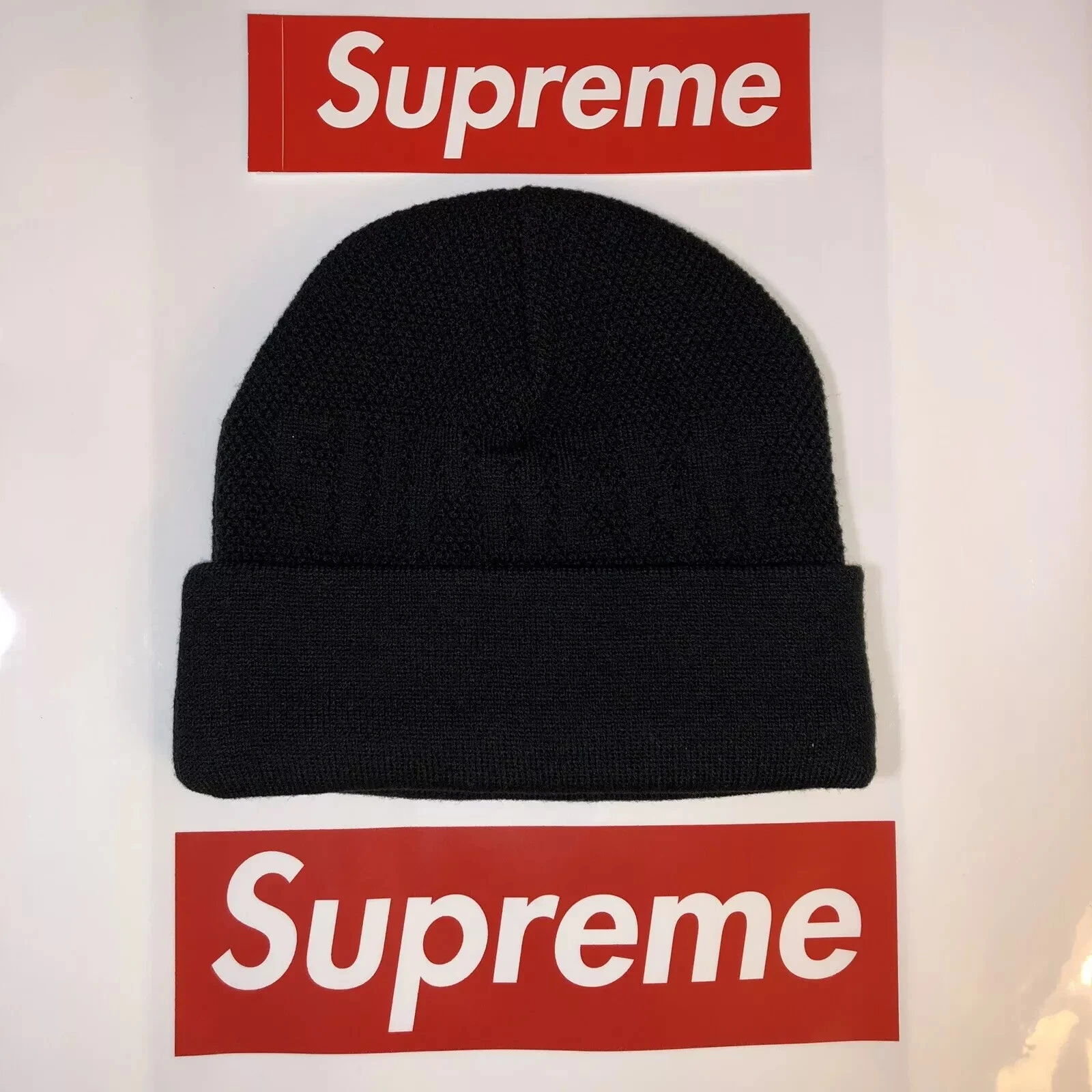 BONNET TONAL SUPRÊME ARTIC (NOIR) FW16 LOGO BOÎTE BANDANA NOUVELLE ÈRE SCRIPT BEANIE
