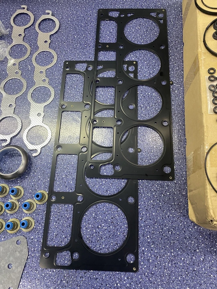 Chevrolet GM 5.3 AFM Lifter Kit Head Gasket Set, Head Bolts Lifters and Guides Foto 4 de 4