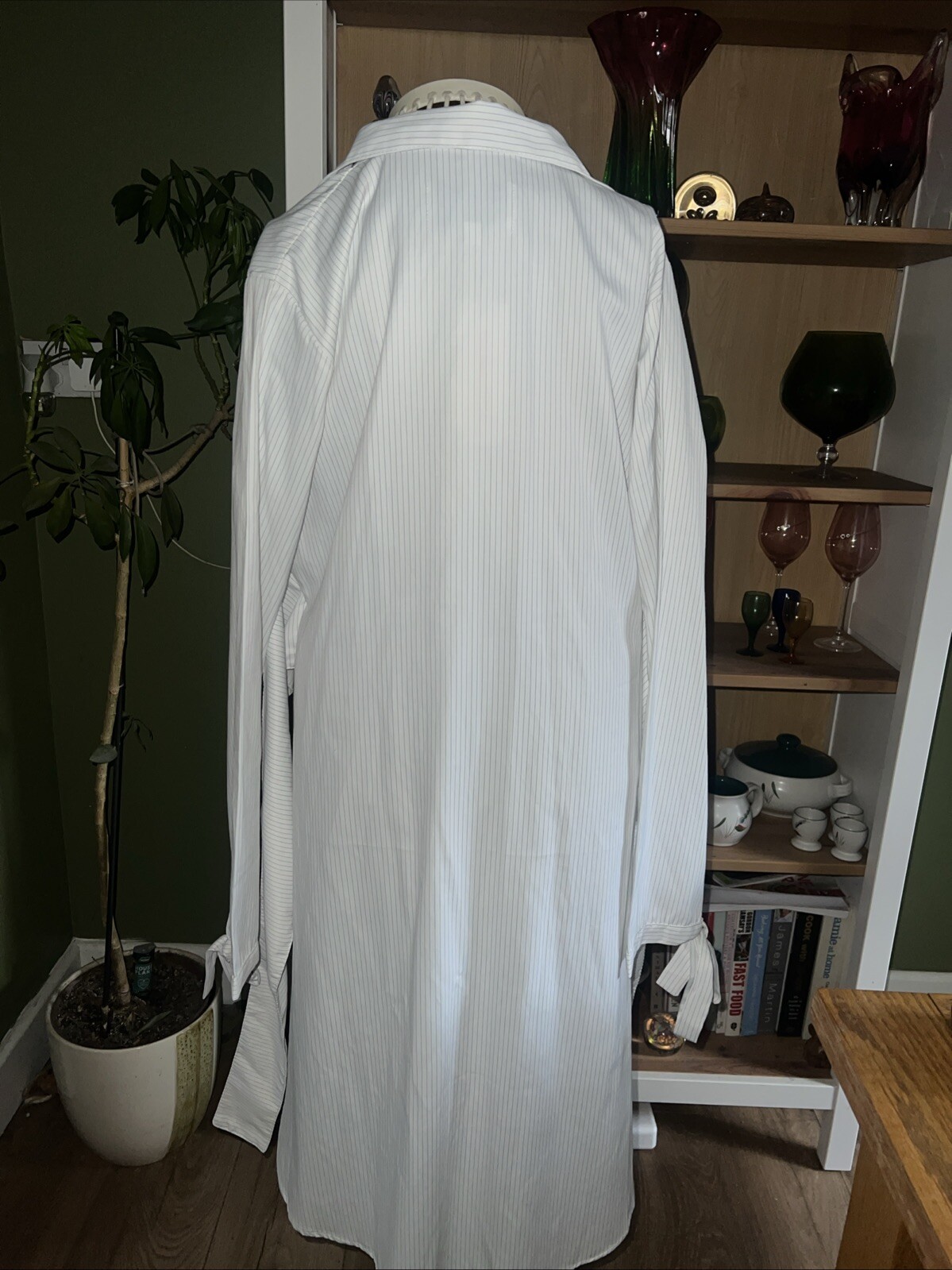Picture 4 of 15