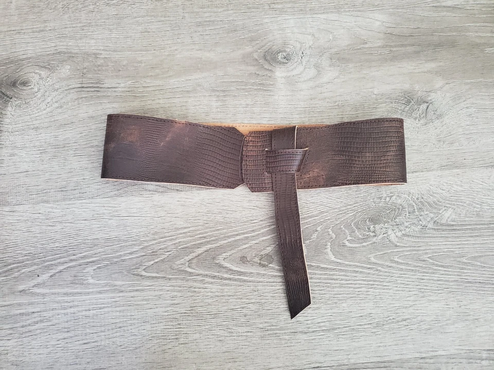 Cinturón de cuero vintage en relieve, cinturones anchos envolventes para mujer, cinturón de faja de moda Foto 4 de 4