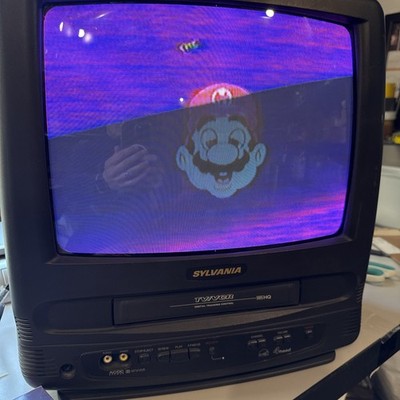 Sylvania SRC22134 13” CRT TV VCR Combo Tested Working Plays VHS
