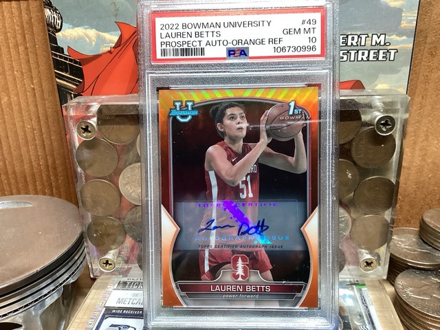 Lauren Betts 2022 Bowman University Chrome Orange Auto