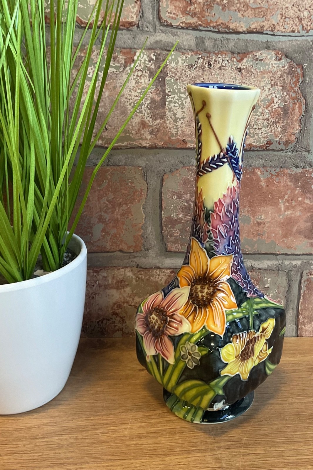 Old Tupton Ware Small Square Tube Lined Summer Bouquet Bud Vase TUP1160