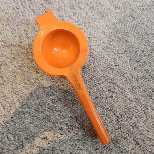 KitchenCraft Handheld Lemon Squeezer, heavy duty, orange - Picture 2 of 2