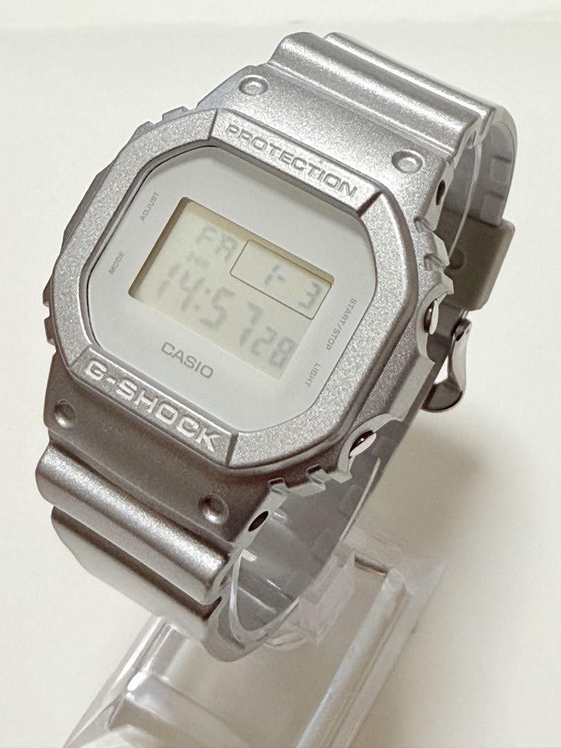【希少】CASIO G-SHOCK DW-5600SG シルバーホワイト Casio G-Shock Rare Dw-5600Sg Silver White | eBay