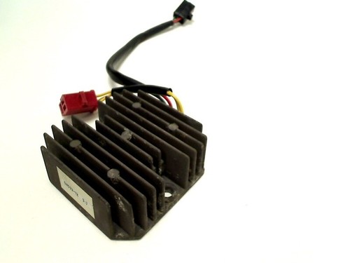 SH532-12 régulateur pour HONDA CBX 250 RSE 1984-1986 1985 occasion 182467 - Photo 2/8