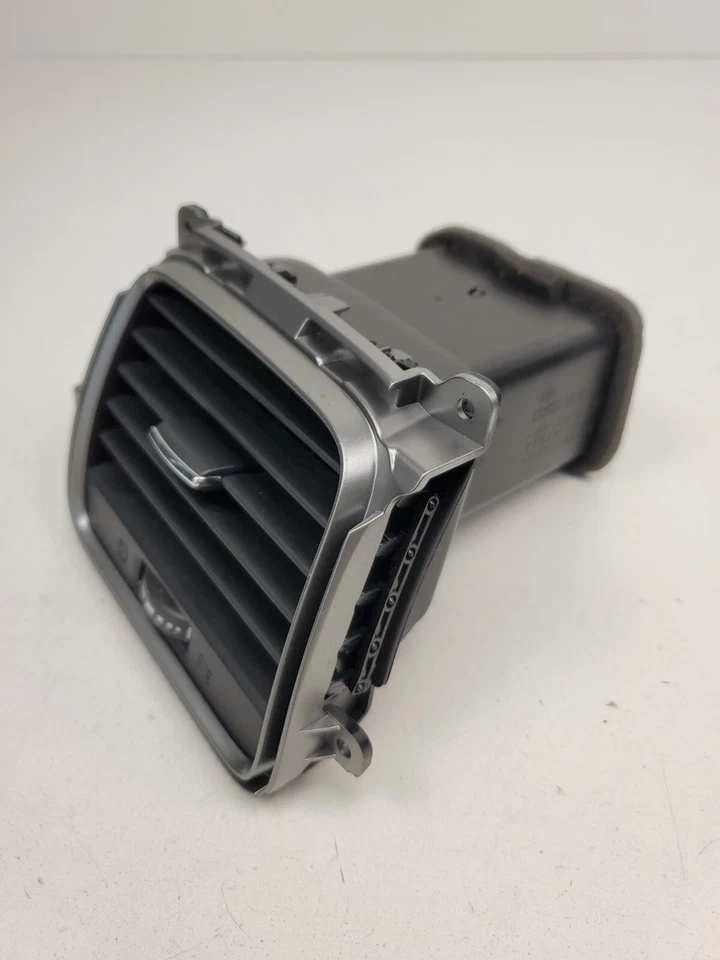 2014-2017 ACURA RLX TECH OEM FRONT RIGHT RH PASSENGER AIR DASH VENT 77620-TY2 - Image 2 of 4