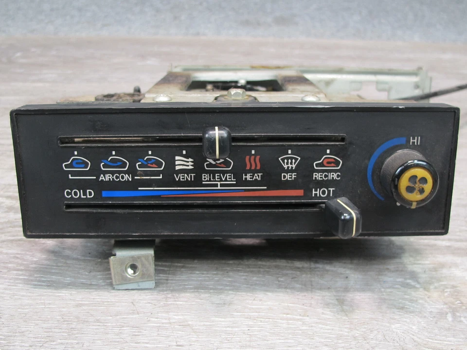 🥇79-83 DATSUN NISSAN 280ZX S130 HVAC AC AIRE ACONDICIONADO PANEL DE CONTROL DE CLIMA OEM Foto 3 de 4