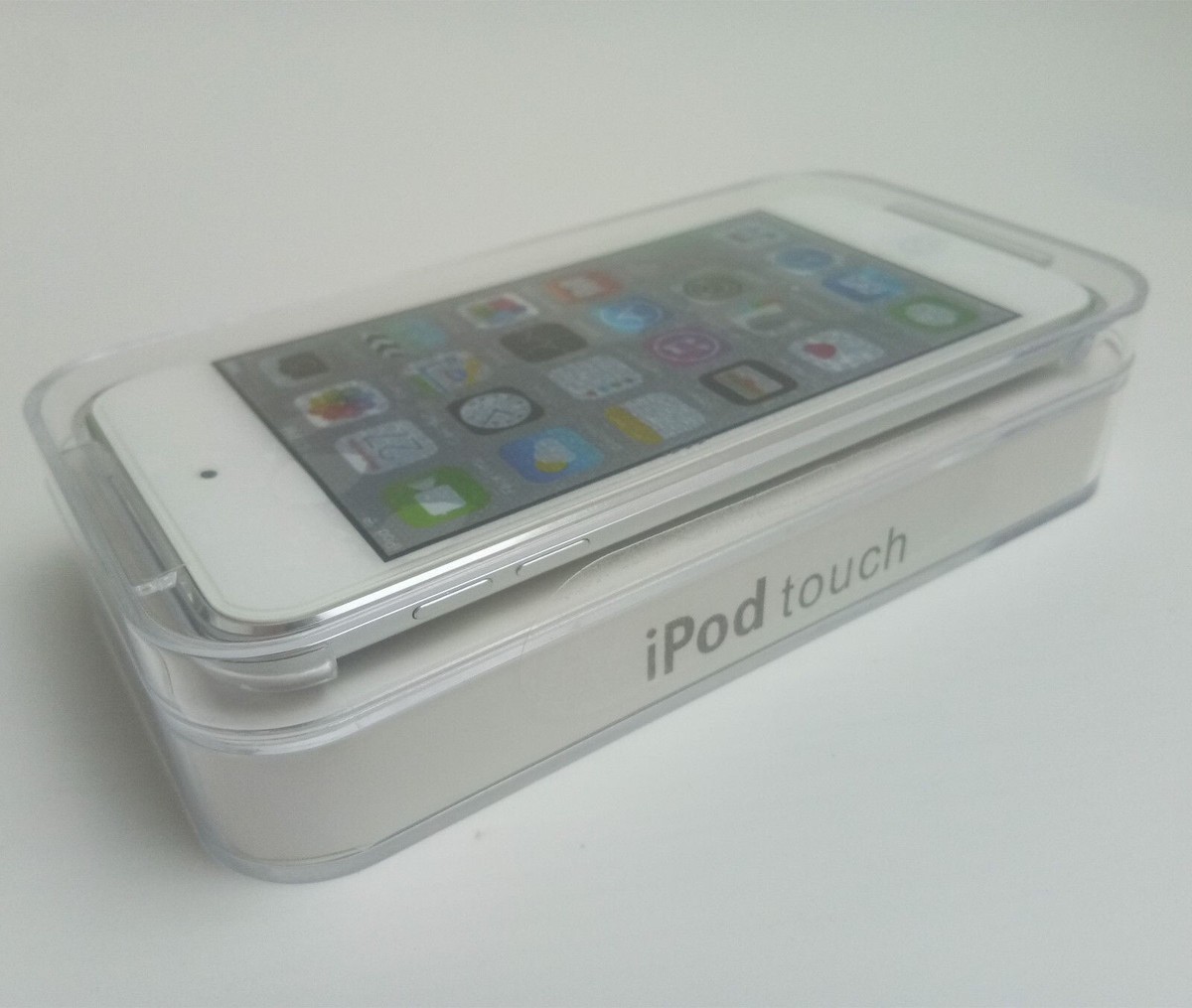 iPod touch第5世代 iPod touch 第5世代 [64GB]の製品画像 - 価格.com