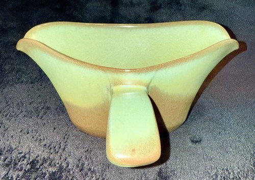 Vintage Frankoma Pottery Gravy Boat Prairie Green #6S Double Spout Made In USA - Picture 5 of 11