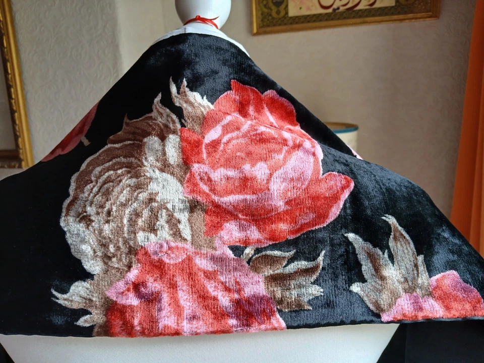 Bufanda rectangular de terciopelo vintage, negra y 🌹 58 x 8 pulgadas Foto 4 de 4