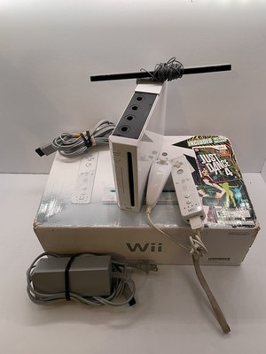 Nintendo Wii (RVL-001) White Console Bundle TESTED w/ Box