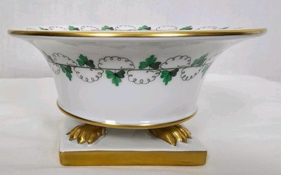 Herend Schale weiß Porzellan Persilie Petersilie Goldkralle Fußschale 6492