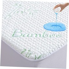 Mattress Protector, Breathable Bamboo Viscose Waterproof Size Queen Clover