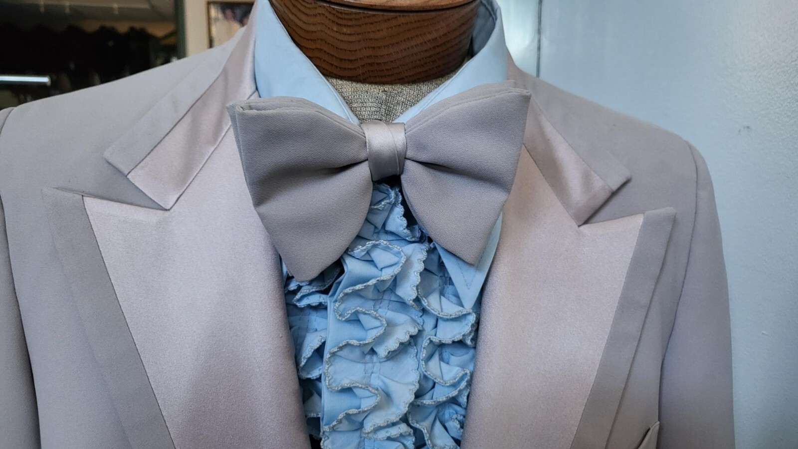 1970s Lord West Silver Chaucer Tuxedo w Vest, Tear Dr… Gem