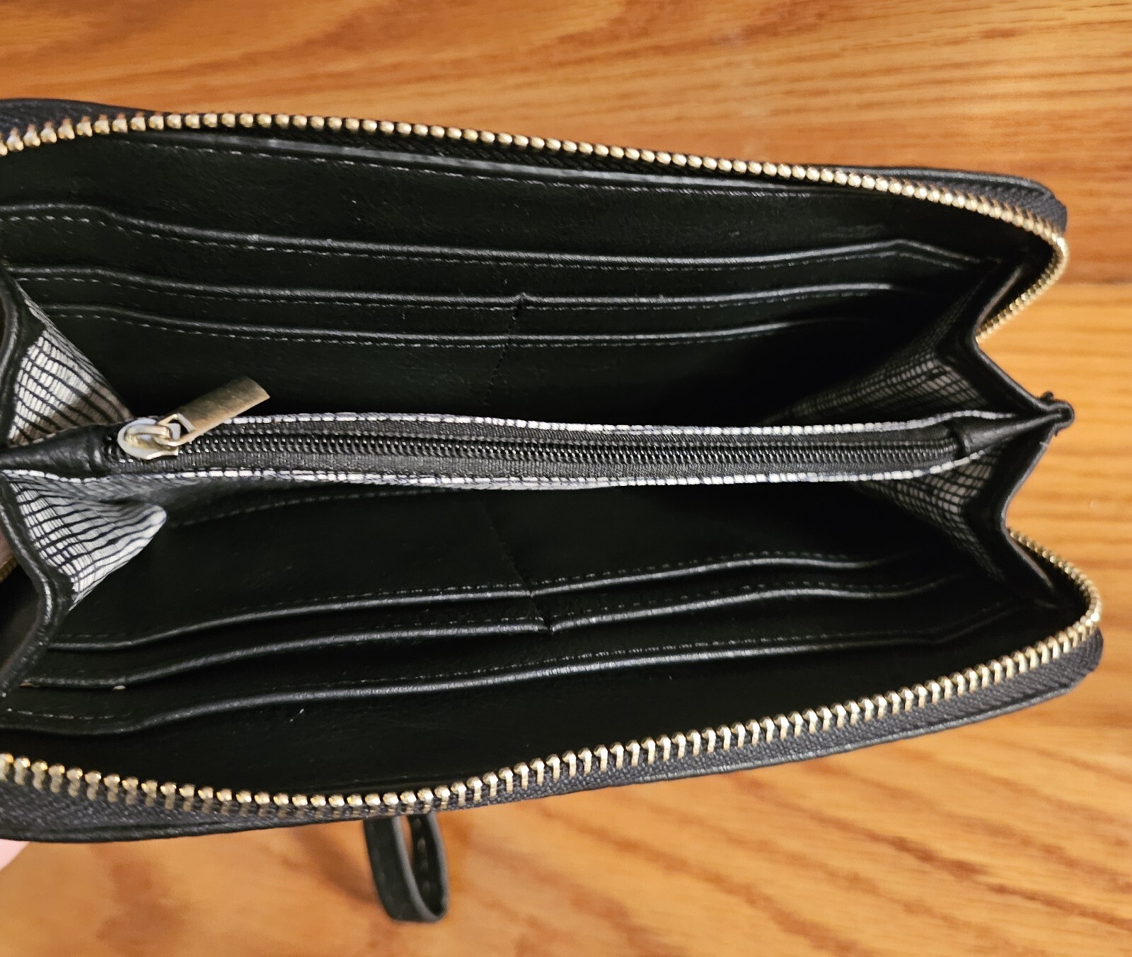 Wristlet Wallet Zip Close Multiple Compartments 7… - image 7